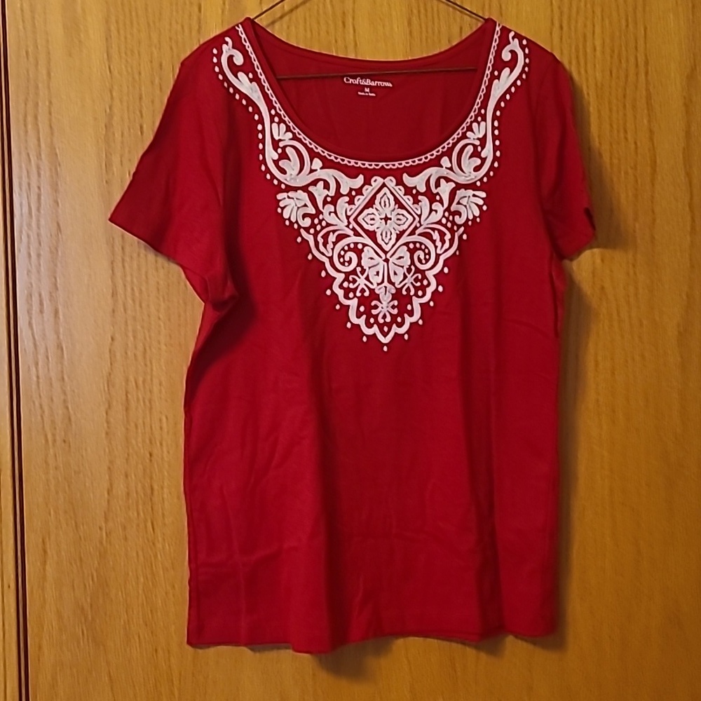Croft & Barrow Red and White Top Size Medium